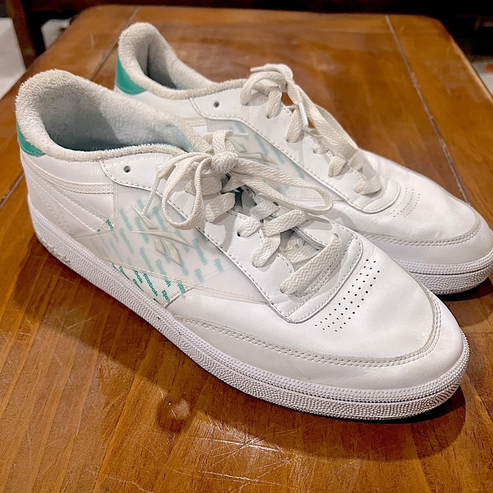 Reebok Classics Club C Women’s 11